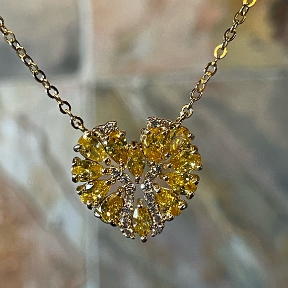 Yellow Zircon Heart Necklace - Picture 3 of 6